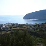 Flora's Apollon (Naxos)