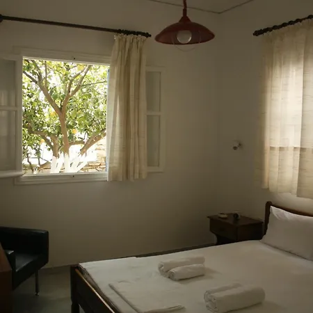 Flora's Apartmán Apollon (Naxos)