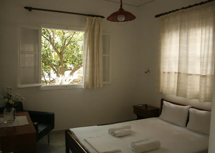 Flora's Appartamento Apollon (Naxos)