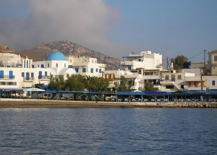 Flora's Apollon (Naxos)